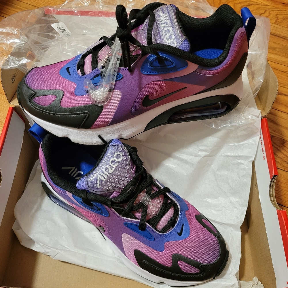 NIKE Air Max 200 SE